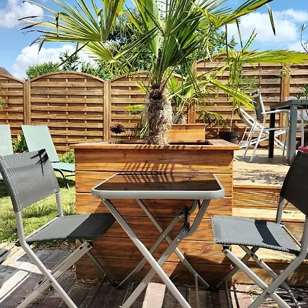 Frühstückspension - Au Fond De La Cour