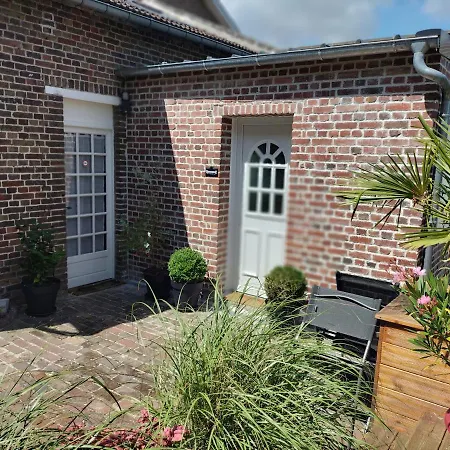 Frühstückspension - Au Fond De La Cour 3*